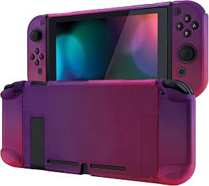 eXtremeRate PlayVital Funda Suave para Nintendo Switch Carcasa Dura Estuche Protector Separable de Joycons Protectora Dockable Cover C&aacute;scara para Control Switch Joycon Consola(At&oacute;mico P&uacute;rpura Rosa)